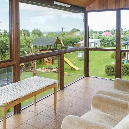 Stunning In W/ 2 Bedrooms Gardna Wielka