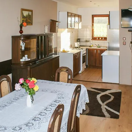 Stunning In W/ 2 Bedrooms Gardna Wielka